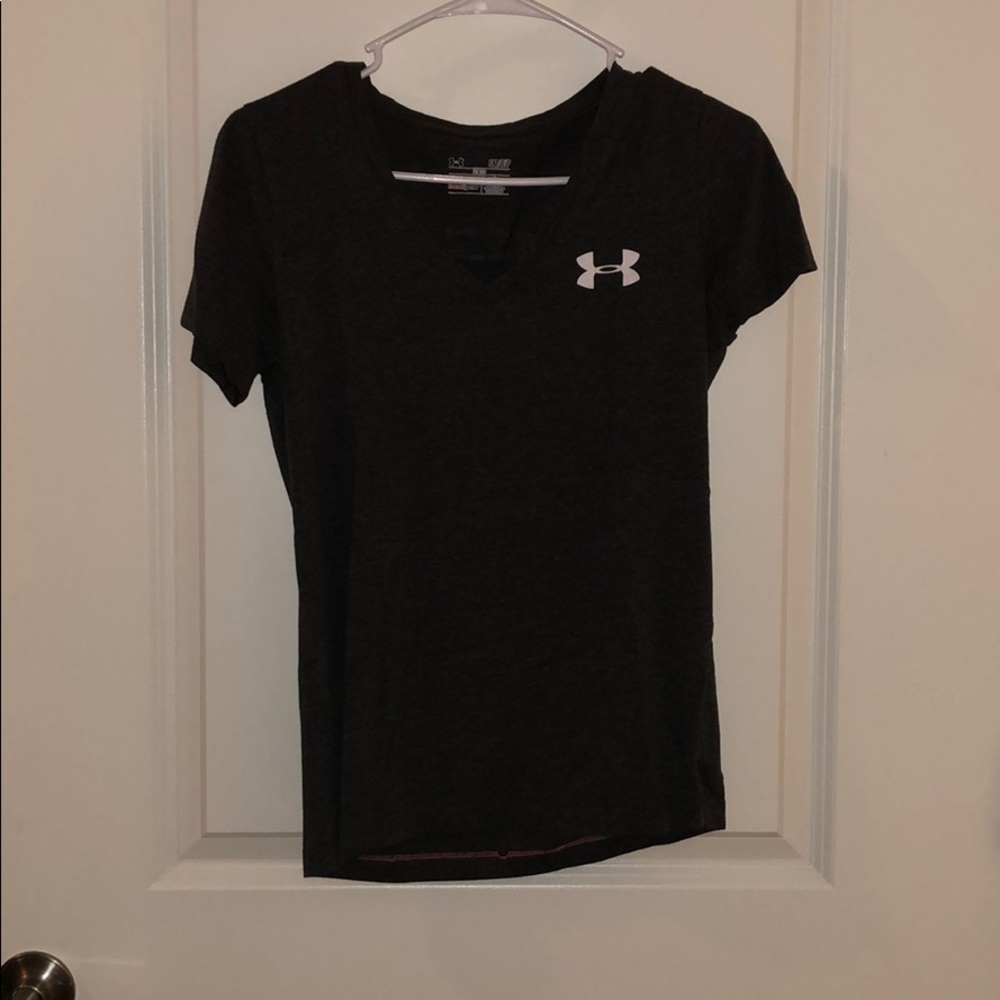 V-neck Tee